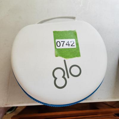 GLO Brilliant Personal Teeth Whitening Device