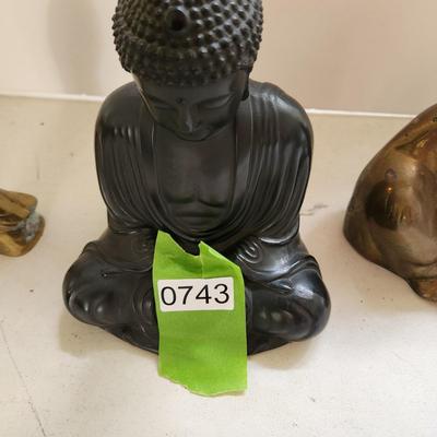 3 metal Statues Buda