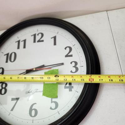 2 Wall Patio Clocks Working 1 is 2 Sided with temperature