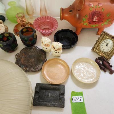 Mixed Collectable Lot Lamp Shade Piggy Bank Clock Glassware Las Vegas Fairies