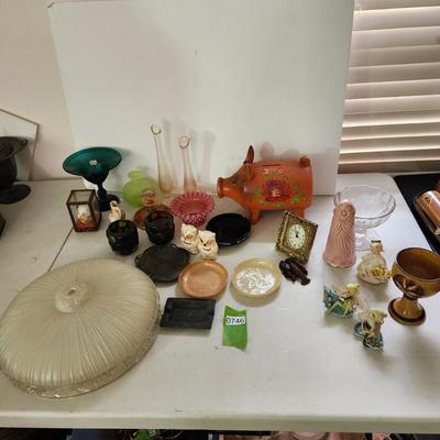 Mixed Collectable Lot Lamp Shade Piggy Bank Clock Glassware Las Vegas Fairies