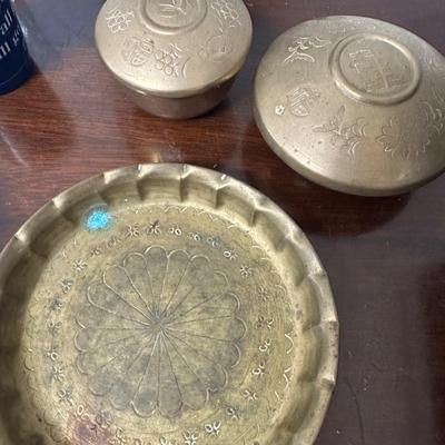 SHOT GLASS AND HOME DÉCOR LOT