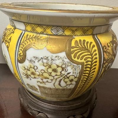 ORIENTAL VASES & MORE LOT