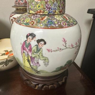 ORIENTAL VASES & MORE LOT