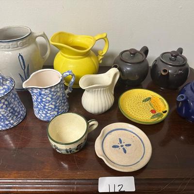 USA, MCCOY, SADLER POTTERY PITCHER LOT
