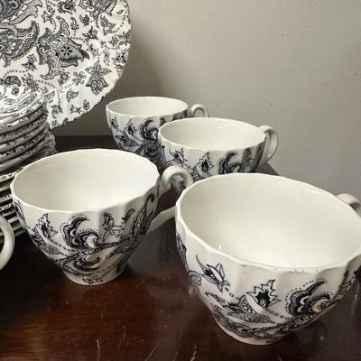 JOHNSON BROTHERS PAISLEY IRONSTONE DISH SET