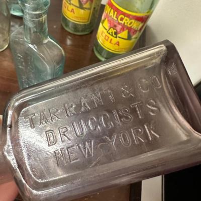 COLLECTIBLE BOTTLE LOT
