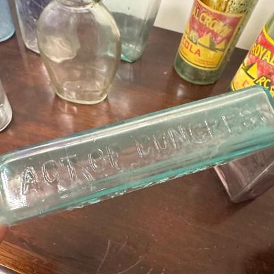 COLLECTIBLE BOTTLE LOT