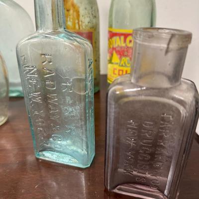 COLLECTIBLE BOTTLE LOT