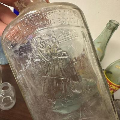 COLLECTIBLE BOTTLE LOT