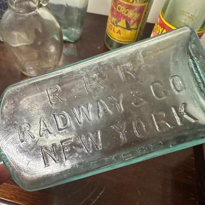 COLLECTIBLE BOTTLE LOT