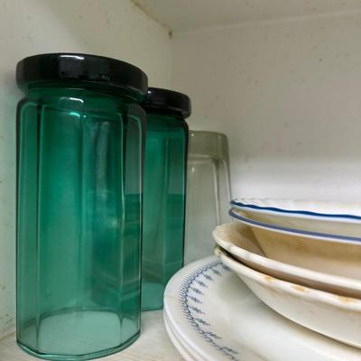 CONTENTS OF 5 CABINETS LOT
