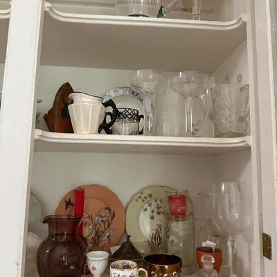 CONTENTS OF 5 CABINETS LOT