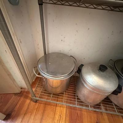 METAL SHELF WITH MISC POTS