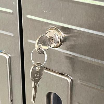 SEVILLE CLASSICS ~ Ultra HD ~ Rolling Storage Cabinet