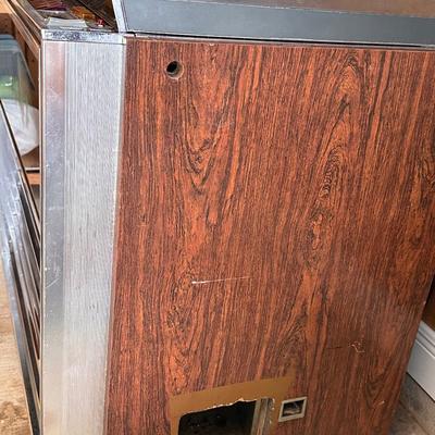 WURLITZER ~ Jutebox / Stereo Console ~ * Read Details