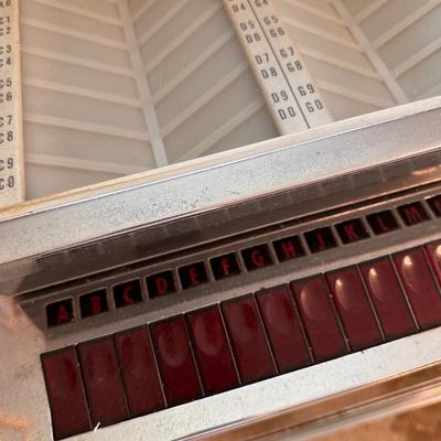 WURLITZER ~ Jutebox / Stereo Console ~ * Read Details