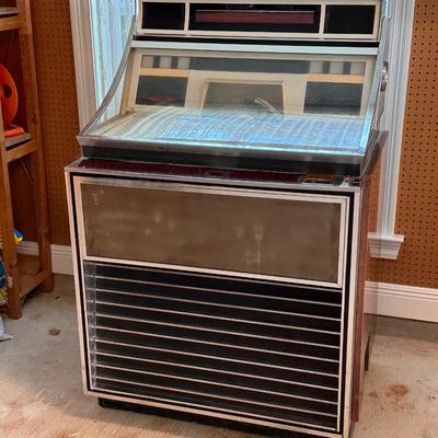 WURLITZER ~ Jutebox / Stereo Console ~ * Read Details