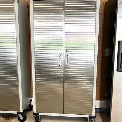 SEVILLE CLASSICS ~ Ultra HD ~ Rolling Storage Cabinet