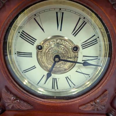 Vintage Mantle Clock No Key