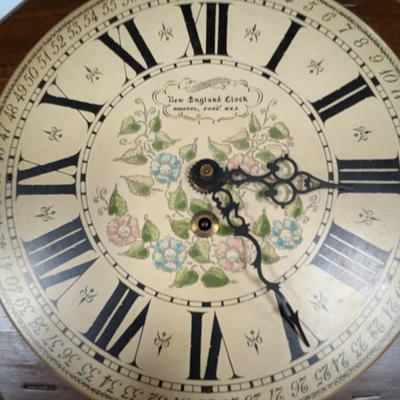 Vintage New England Clock Bristol Conn. USA No Key