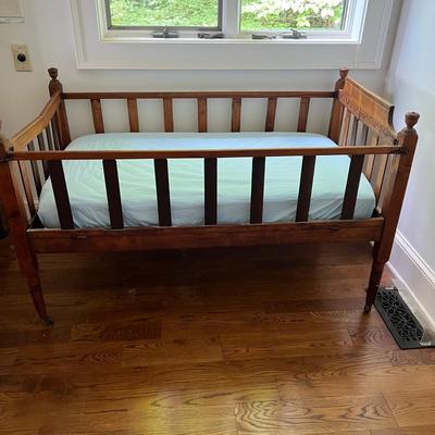 Wooden Child’s Bed (PB-MK)