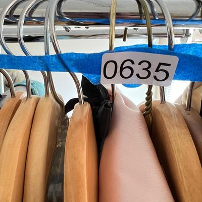 New w Tags Big Lot Women's Tops