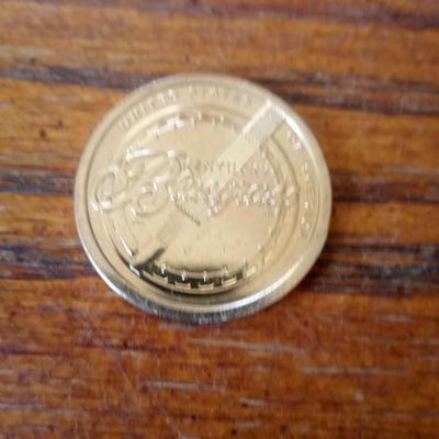 LOT 58 BLUEGRASS $1 COIN