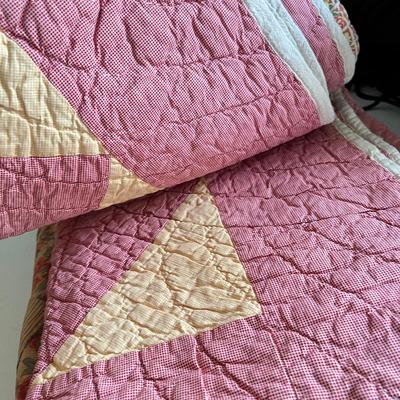 5 Antique Vintage Quilts