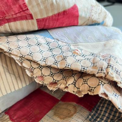 5 Antique Vintage Quilts