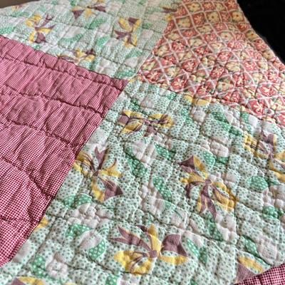 5 Antique Vintage Quilts