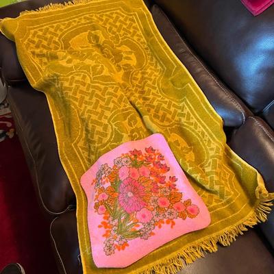 Vintage Graphic Mod Lot - Towels, Bedding, Pillows Inlc. Vera
