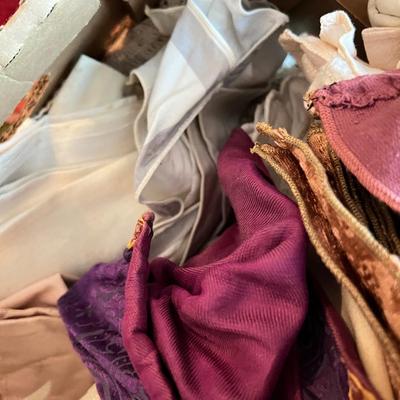 HUGE Lot Antique Vintage Linens - Tablecloths, Doilies, Placemats, & More!!!