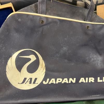 Vintage Japanese Japan Airline JAL Lot Pilot Hats Pin