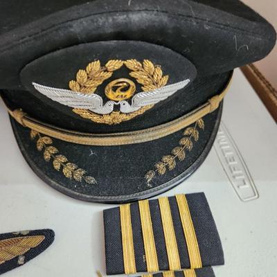 Vintage Japanese Japan Airline JAL Lot Pilot Hats Pin