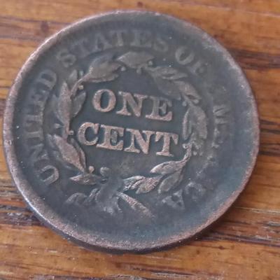 LOT 67 1852 LARGE CENT