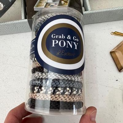 Vntg. Contemp. Jewelry Accessories Lot