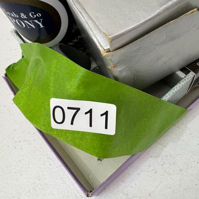 Vntg. Contemp. Jewelry Accessories Lot