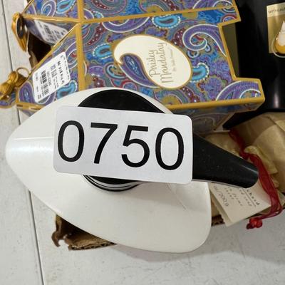 New Soap, Candle, Shampoo Lot