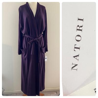 New w Tags Natori Robe Retail $275 Size M