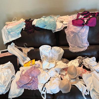 HUGE Lot NEW Women's Undergarment Samples