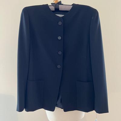 Big Lot Women's Designer Clothes New w Tags