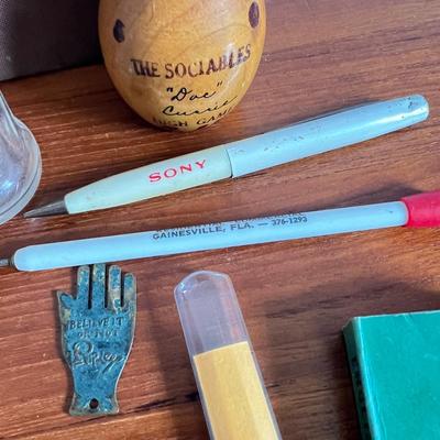 Attic Collectors Lot - Advertising, Pepsi, Seagram's 7