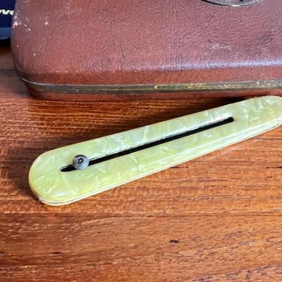 Attic Collectors Lot - Advertising, Pepsi, Seagram's 7