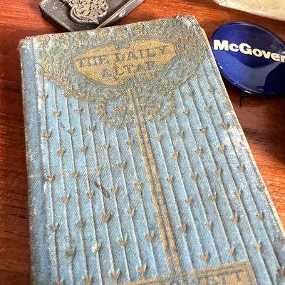 Attic Collectors Lot - Advertising, Pepsi, Seagram's 7