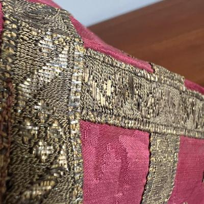 Collectors Lot - Military Pins Badges, 1943 Aristocrat Cards, Ltd. Ed. Buckle