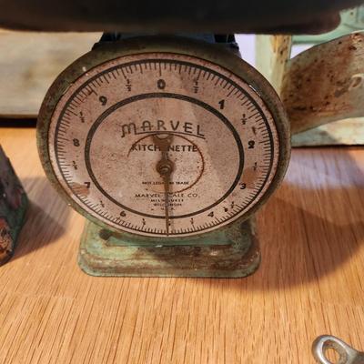 Large Collectable Lot Coca-cola Coke Pepsi Marvel Scale, Symonds Inn Cocoa Oil Cans & more