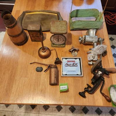 Large Collectable Lot Coca-cola Coke Pepsi Marvel Scale, Symonds Inn Cocoa Oil Cans & more