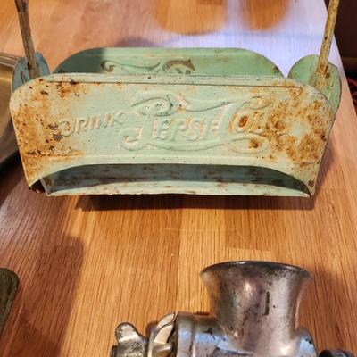 Large Collectable Lot Coca-cola Coke Pepsi Marvel Scale, Symonds Inn Cocoa Oil Cans & more