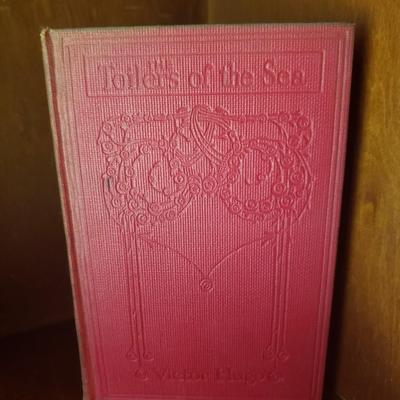 Victor Hugo Books